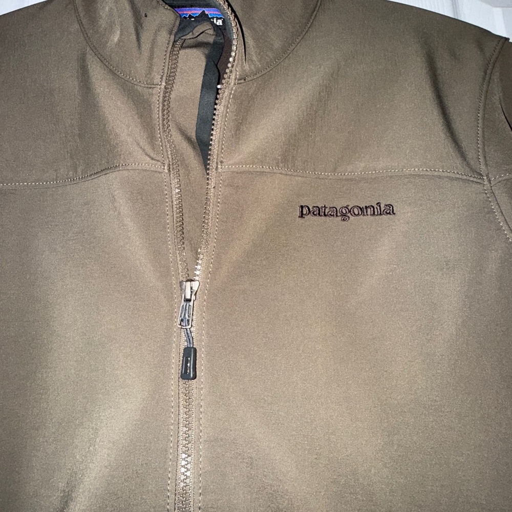 Patagonia Brown Performance Jacket with High Collar - Picture 4 of 7